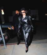 Access_Kardashian_001.jpg