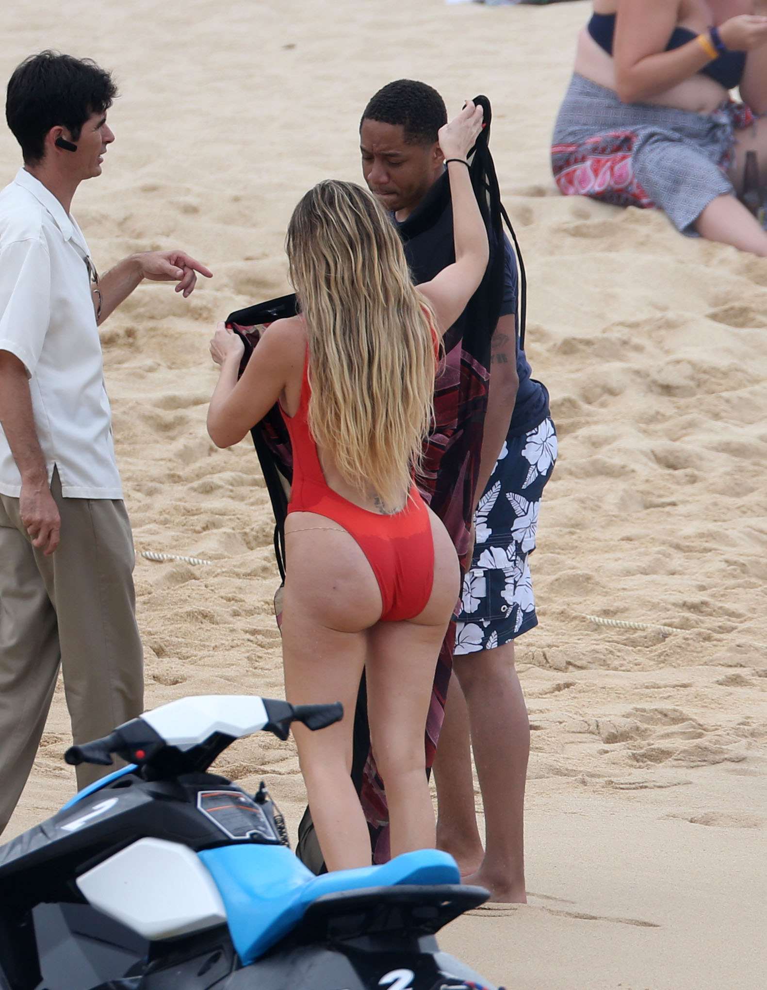 Access_Kardashian_006.jpg