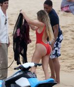 Access_Kardashian_004.jpg
