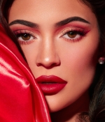 Access_Kardashian_004.jpg