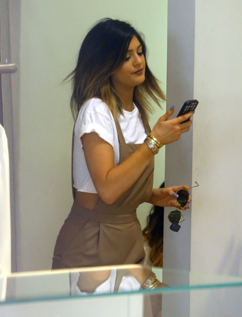 Access_Kardashian_006.jpg