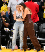 Access_Kardashian_002.png