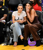 Access_Kardashian_003.png