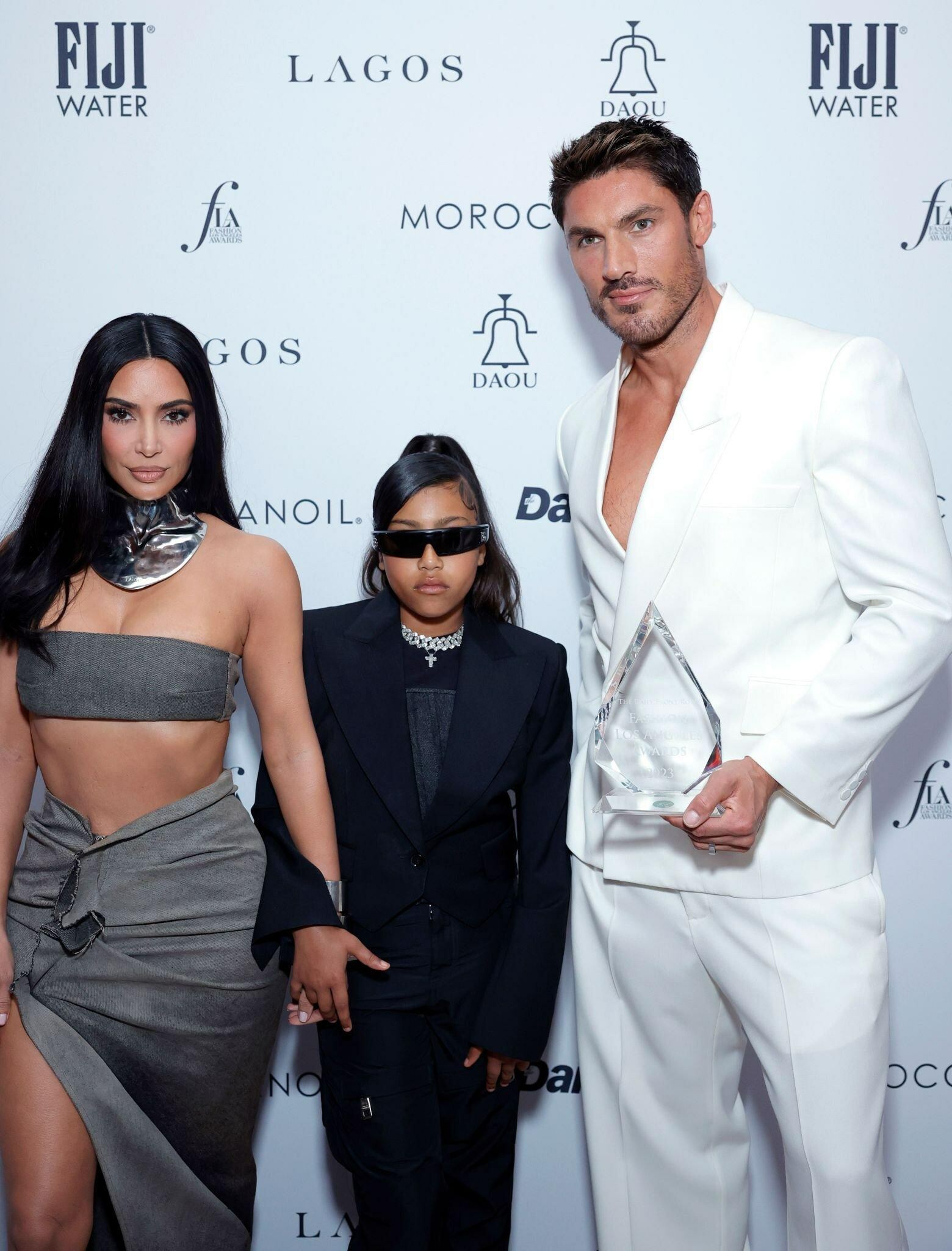 Access_Kardashian_002.jpg