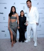 Access_Kardashian_004.jpg