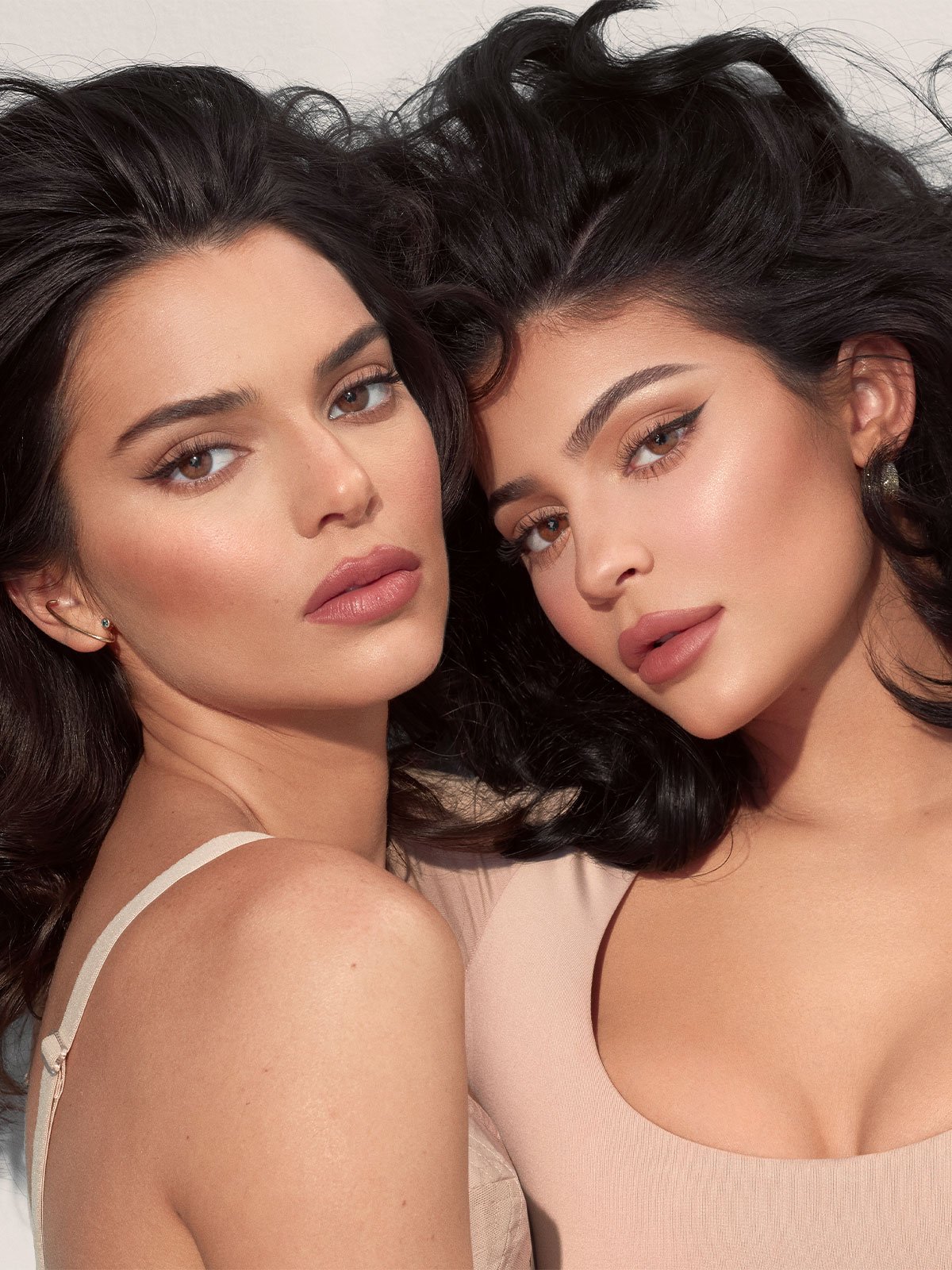 Access_Kardashian_001.jpg
