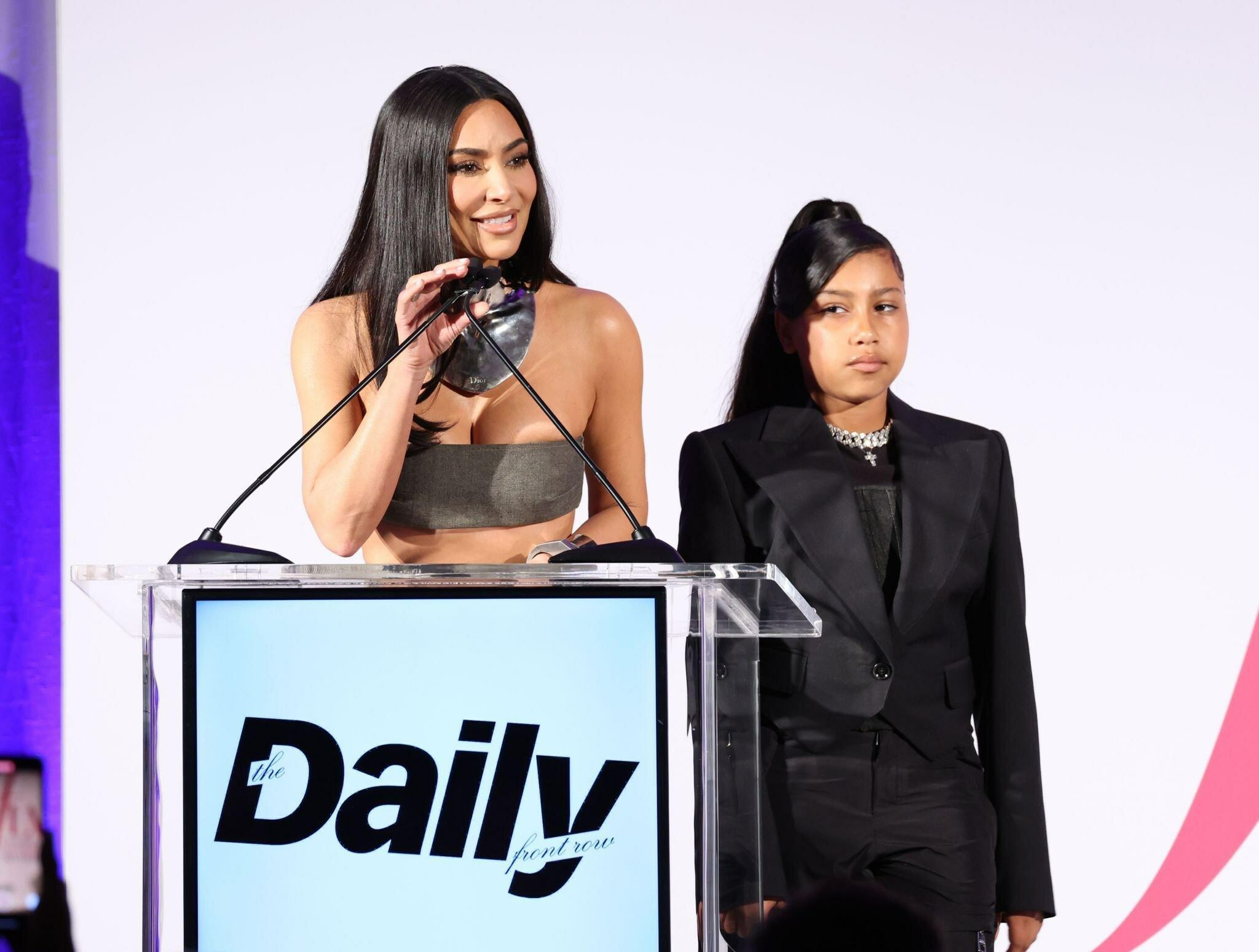 Access_Kardashian_003.jpg