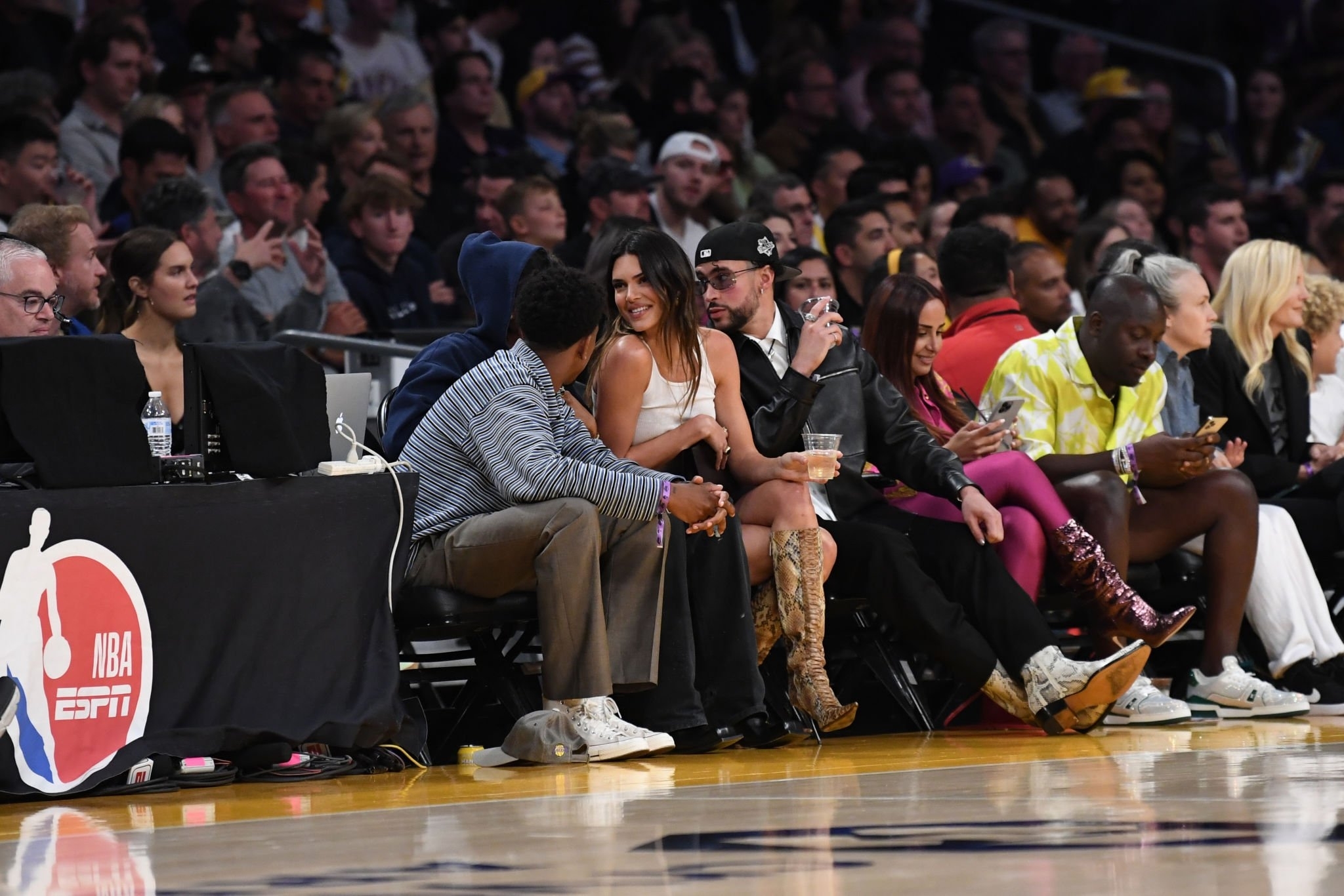 Access_Kardashian_001.jpg