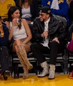 Access_Kardashian_006.jpg