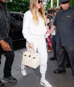 Access_Kardashian_003.jpg