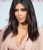 Access_Kardashian_002.jpg