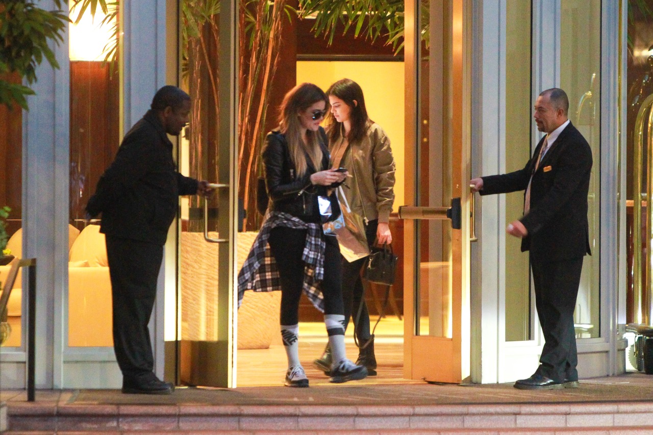 Access_Kardashian_003.jpg