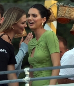 Access_Kardashian_005.jpg