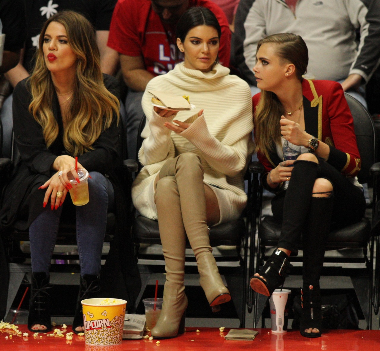Access_Kardashian_002.jpg