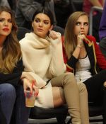 Access_Kardashian_001.jpg