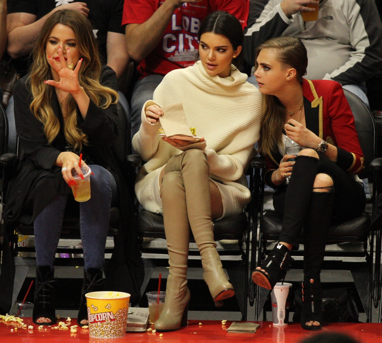 Access_Kardashian_003.jpg