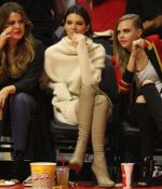 Access_Kardashian_004.jpg