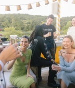 Access_Kardashian_002.jpg
