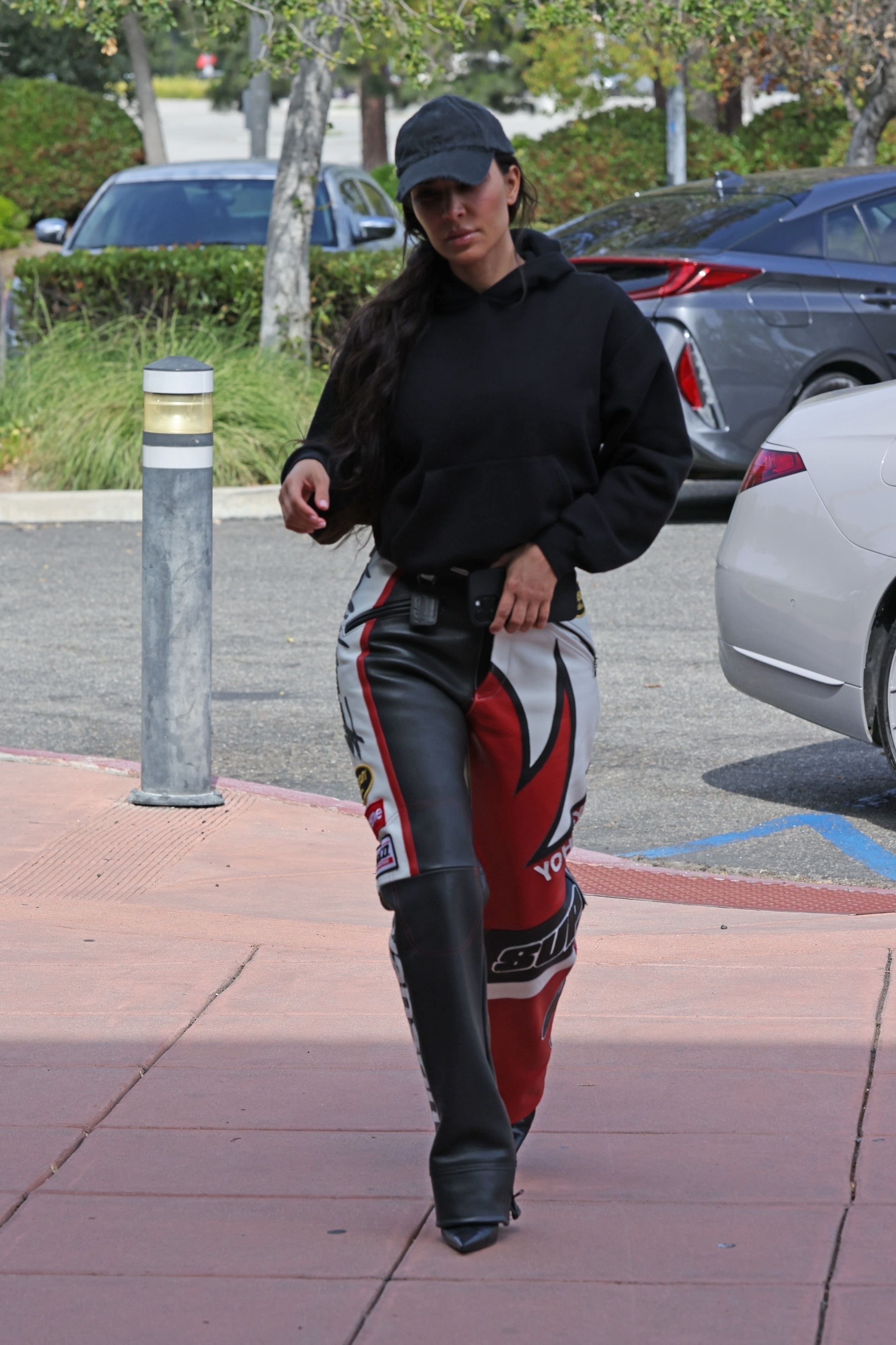 Access_Kardashian_006.jpg