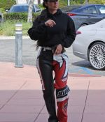 Access_Kardashian_002.jpg