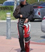 Access_Kardashian_004.jpg