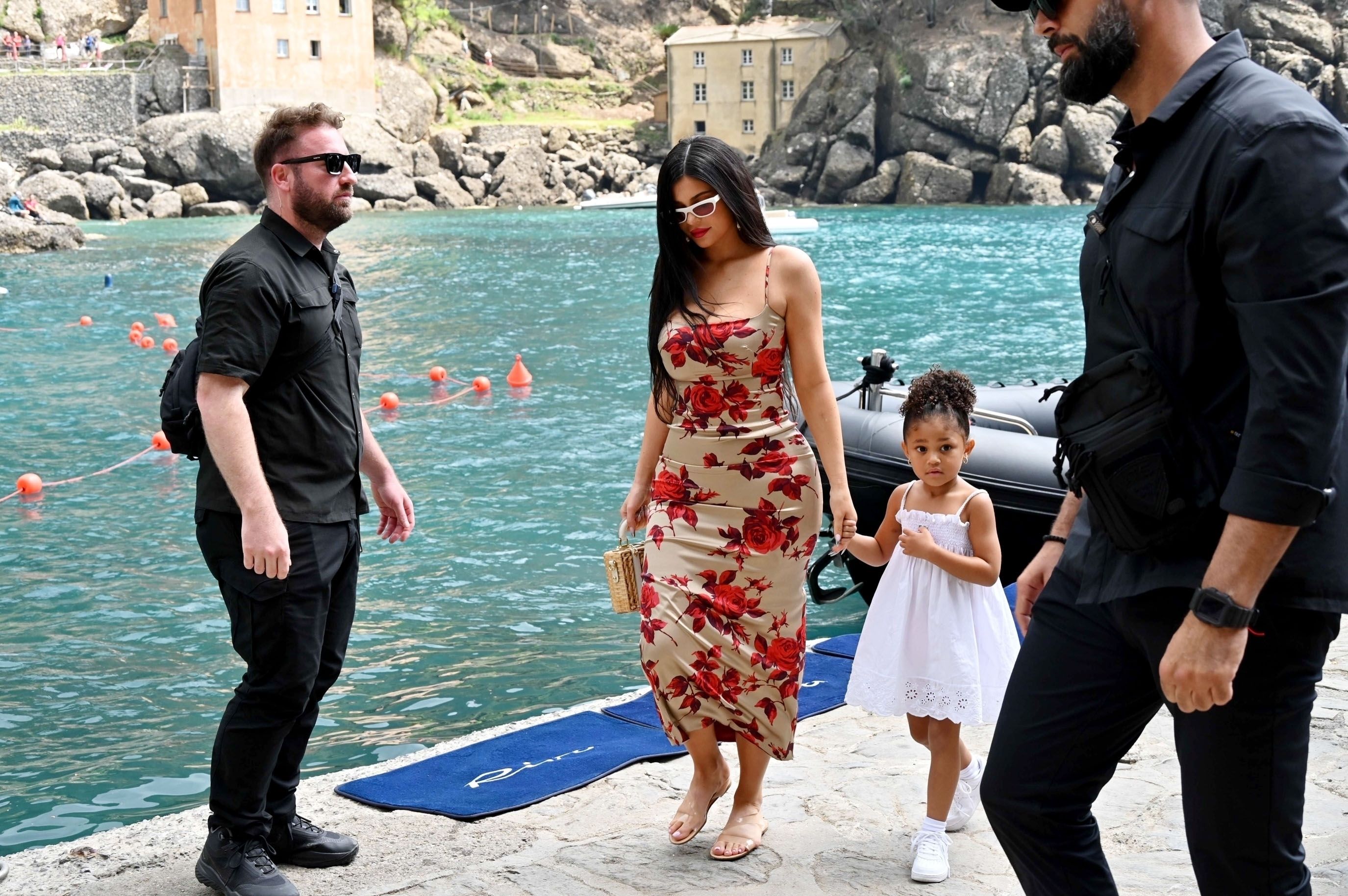 Access_Kardashian_007.jpg