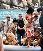 Access_Kardashian_002.jpg