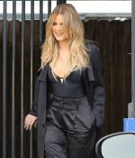 Access_Kardashian_001.jpg