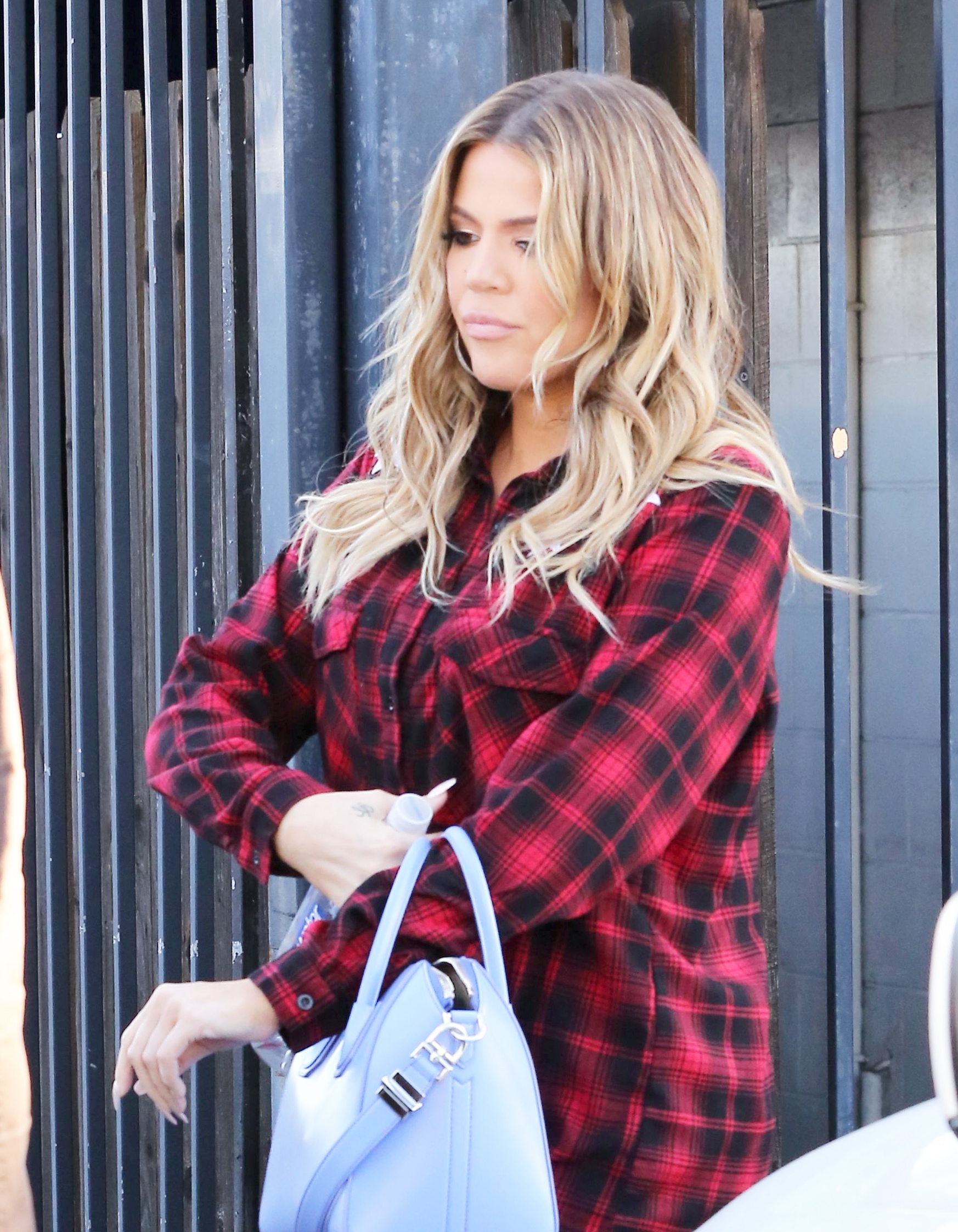 Access_Kardashian_001.jpg