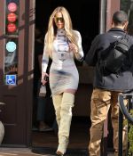 Access_Kardashian_003.jpg