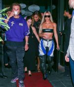 Access_Kardashian_005.jpg