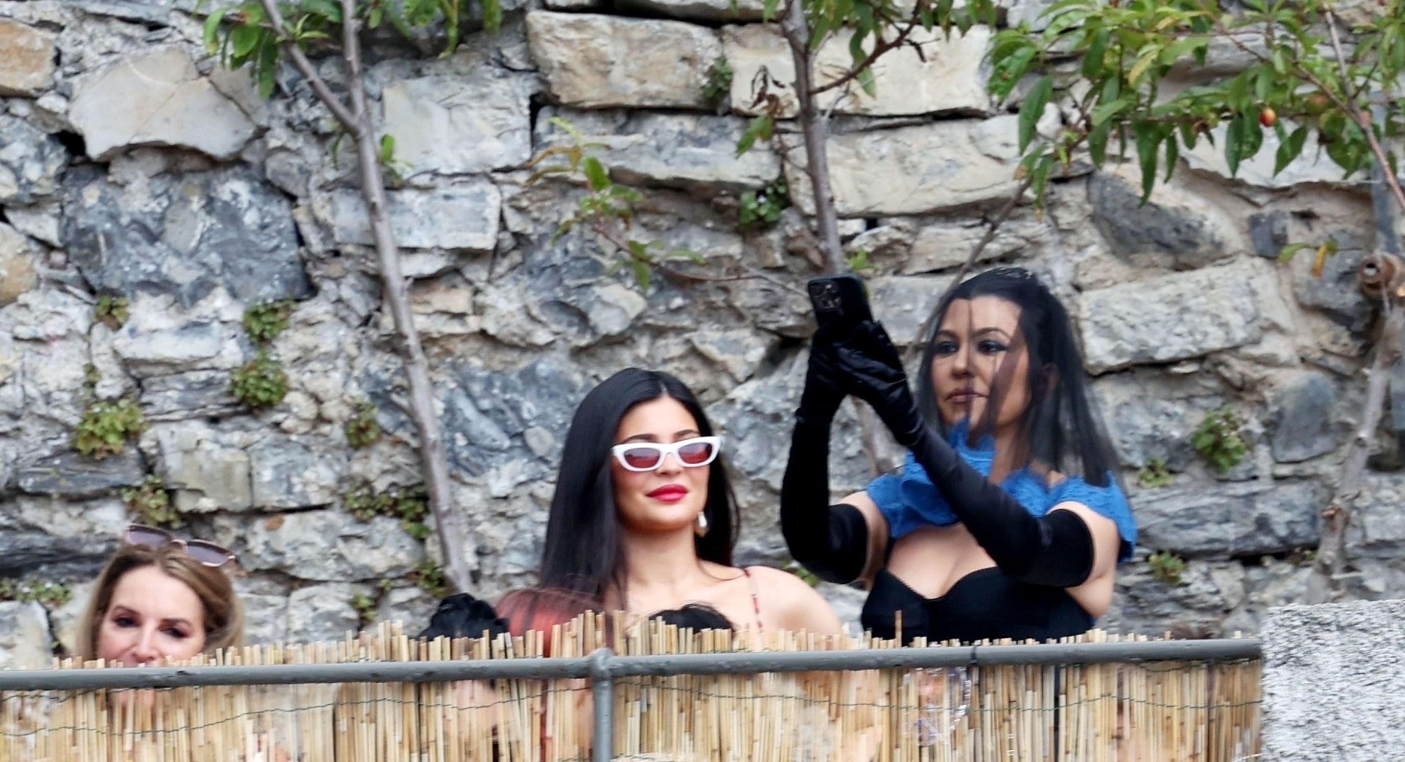 Access_Kardashian_002.jpg