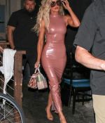 Access_Kardashian_001.jpg