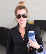Access_Kardashian_001.jpg
