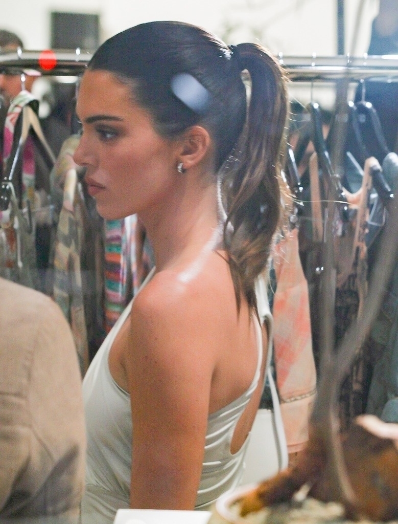 Access_Kardashian_007.jpg