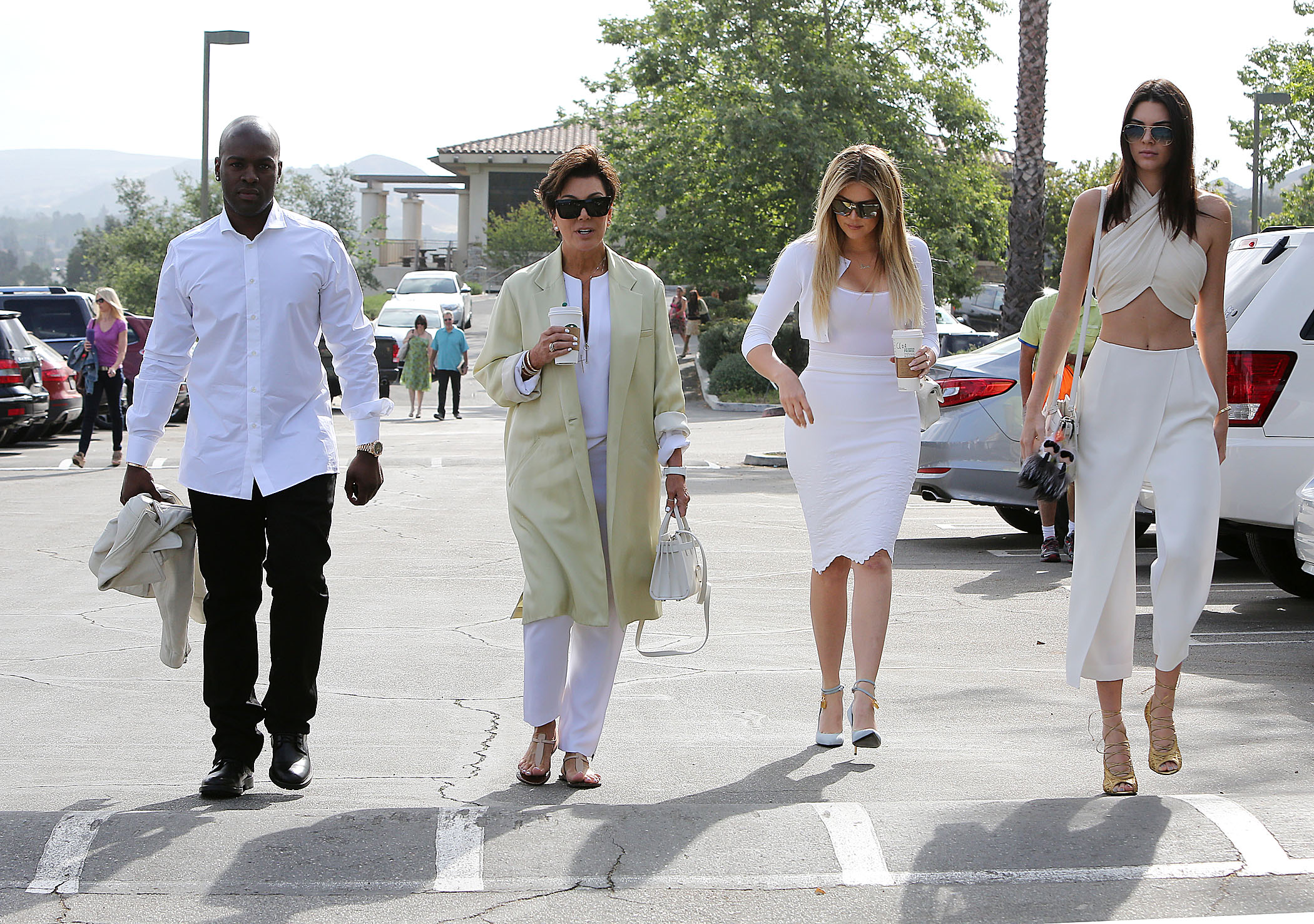 Access_Kardashian_002.jpeg