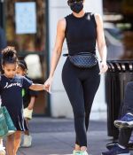 Access_Kardashian_00100.jpg