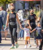 Access_Kardashian_0014.jpg