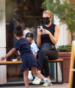 Access_Kardashian_0043.jpg