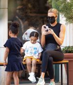 Access_Kardashian_0048.jpg
