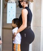 Access_Kardashian_005.jpg