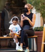 Access_Kardashian_0051.jpg