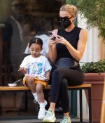 Access_Kardashian_0052.jpg