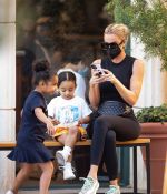 Access_Kardashian_0055.jpg