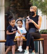 Access_Kardashian_0058.jpg