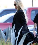 Access_Kardashian_001.jpg