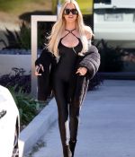 Access_Kardashian_002.jpg