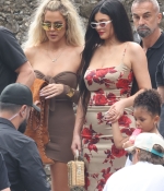 Access_Kardashian_004.jpg