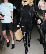 Access_Kardashian_004.jpg