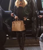 Access_Kardashian_005.jpg